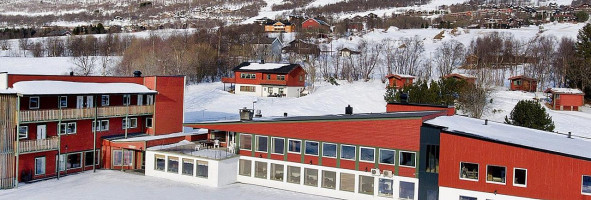 Imi Stølen outside