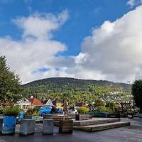 Loevetann Kaffebar outside