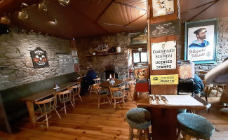 The Copper Still Bar Restaurant Accommodation inside
