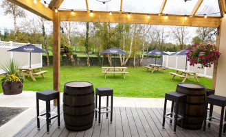 The Copper Still Bar Restaurant Accommodation outside