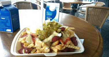 Ullan Grilli Tammelantori food