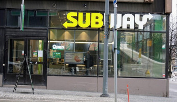 Subway Rautatieasema, Tampere outside