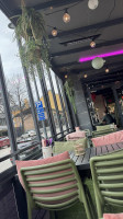 Funky Woo Asian Street Food outside