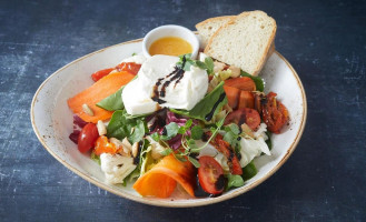Lynx Cafe food