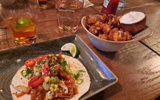 Downtown Kitchen food