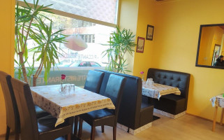 Piccante Indian inside
