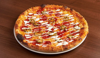 Go Go Pizza food