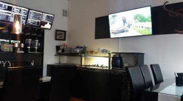 Capricciosa inside