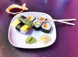 Sweet Sushi Cafe food