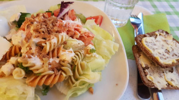 Salaattiasema food