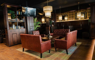 The Red Lion inside