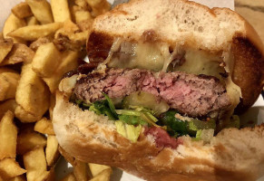 Honest Burgers Warren St food