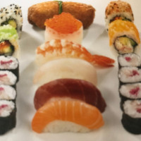 Aiko Sushi food