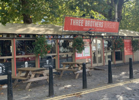Three Brothers Burgers outside