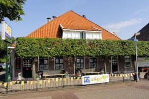 't Hoorntje Rondvaarten, Zalen, Catering, Jachthaven outside