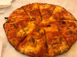 Pizzeria Castell Maria food