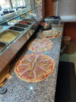 Efes Pizza food