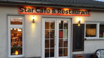 Star Cafe food