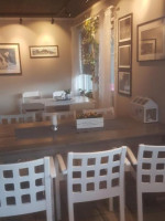 The Sisters Suse Bistro inside