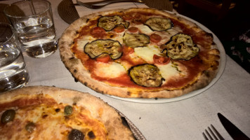 Pizzeria Margherita food