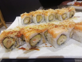Sushi Moya food