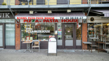 Byens Pizza Pasta House inside