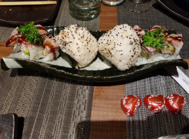 Riokohama Sushi food