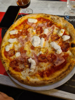 Pizzeria La Romantica Santa Maria food