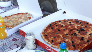 Pizza Amore E Fantasia Di Pirrotta Mario food
