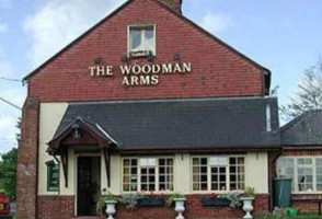 Woodmans Arms outside
