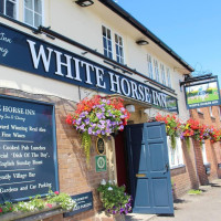 The White Horse Inn outside
