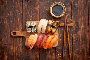 Sushi Nieuw food