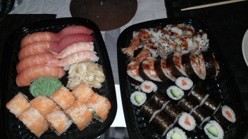 Ny Yaki Sushi food