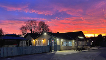 The Travellers Rest outside