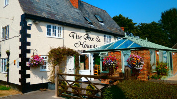 The Fox And Hounds outside