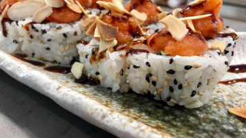 Giove Sushi food