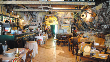 Taverna Del Vin Vino food