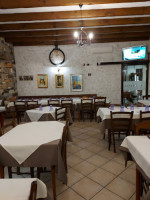 La Taverna Dei Lupi food