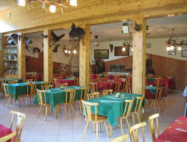 Restaurace V Kempu Na Špici inside