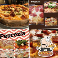 Peucezia Pizzeria food