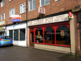 The Curry Pot inside