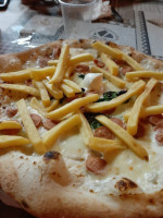 Pizzeria La Vecchia Napoli food