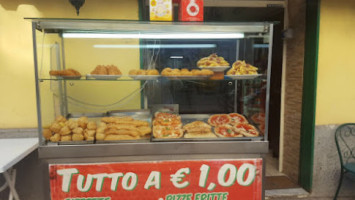 Pizzeria Del Corso Di Vasca Addolorata food