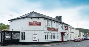 Hawthorn Inn outside
