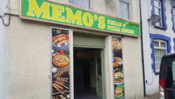 Memos Kebab And Pizza House outside