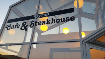 Dyrup Cafe Steakhouse food