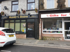 Mandy's Bistro outside