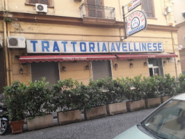 Trattoria Avellinese outside