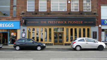 The Prestwick Pioneer outside