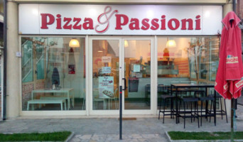 Pizza Passioni inside